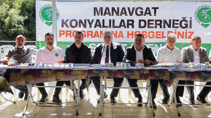 Manavgat'ta Konya rüzgarı esti