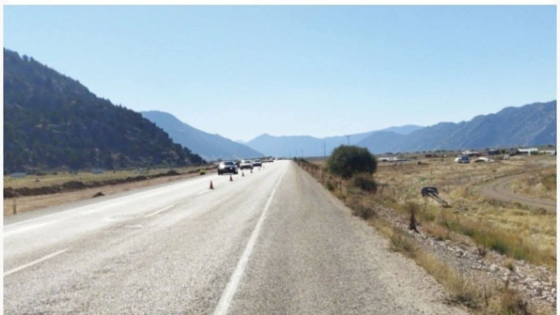 Beyşehir Antalya kara yolunda mermer yüklü TIR alev aldı