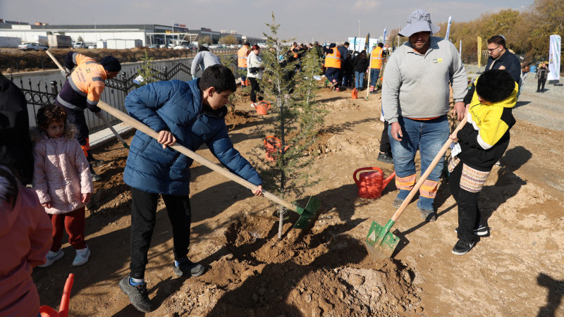 Özel öğrenciler fidan dikim etkinliği düzenlendi