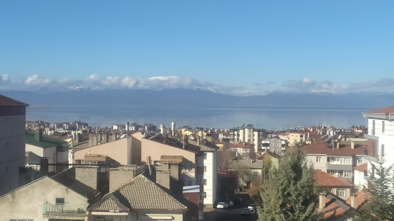 Anamas’ın zirvesi beyaza büründü,ilçeler yağışa doydu