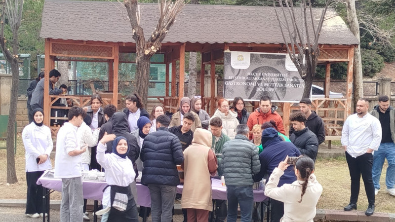 Gastrocheflerden lezzet buluşması! Kampüste sıcak bir mola