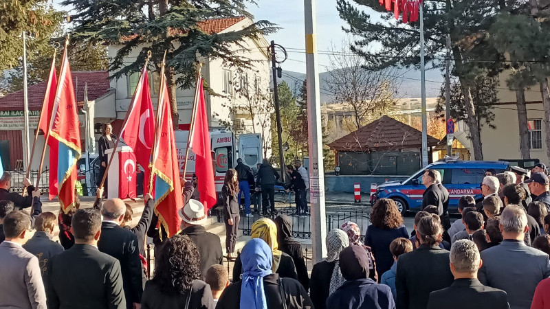 Atatürk'ü anma töreni esnasında fenalaşan gazi hastanelik oldu