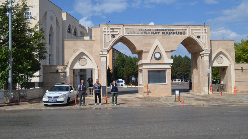 Beyşehir polisi okul güvenliği için alarmda
