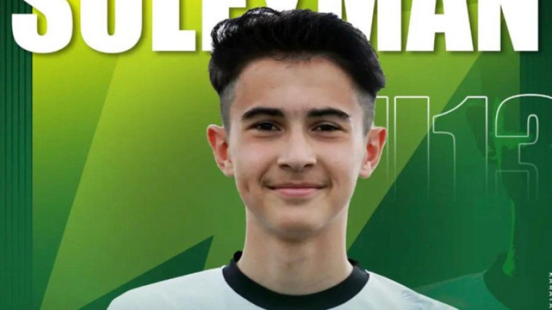 Kazada ağır yaralanan Hüyüklü genç futbolcudan acı haber