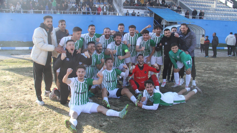Üzümlüspor galibiyeti kaçırdı: 3-3