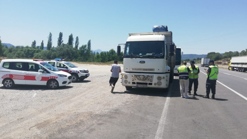 Jandarma ekiplerinden huzur uygulaması