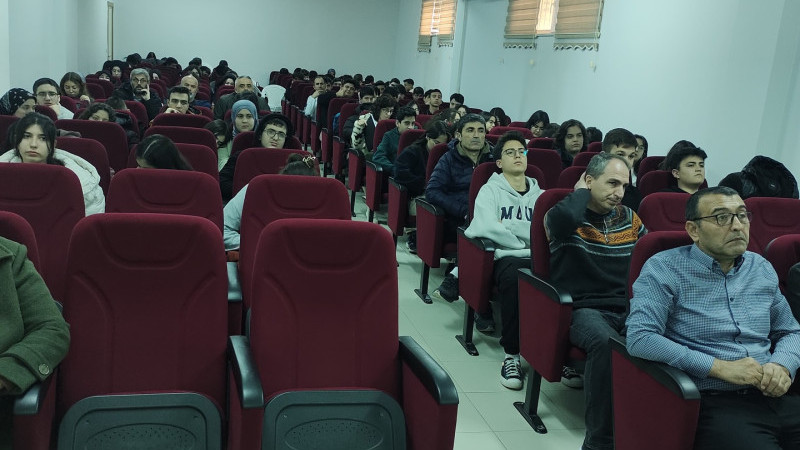 Lise öğrencilerine tüberküloz hastalığı anlatıldı