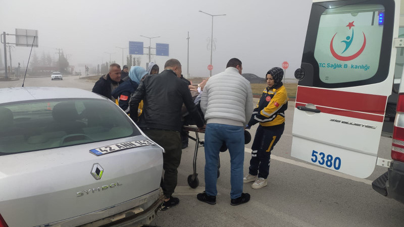 Kavşakta yaşanan kazada 1 kişi yaralandı