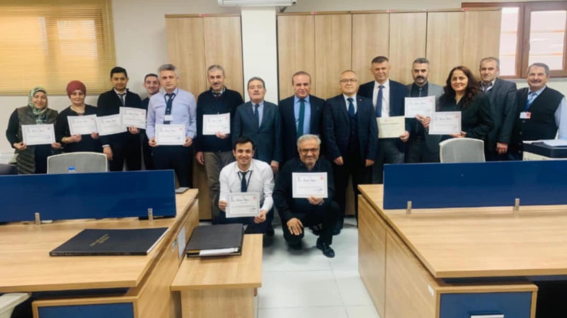 Bakan Kurum, Beyşehir Tapu Müdürlüğü yöneticilerini taltiflendirdi