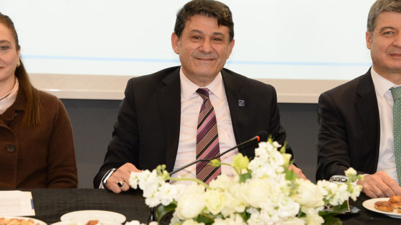 Paparacı adaylığını açıkladı