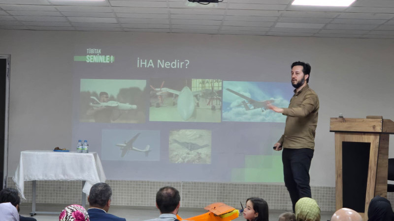 Beyşehir Bilim ve Sanat Merkezi'nde İHA teknolojisi söyleşisi