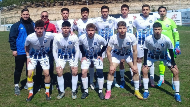 Beyşehir Demirspor lidere boyun eğdi