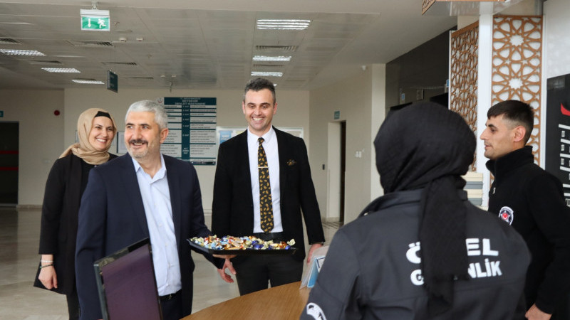 Şeker tadında bayramlaşma