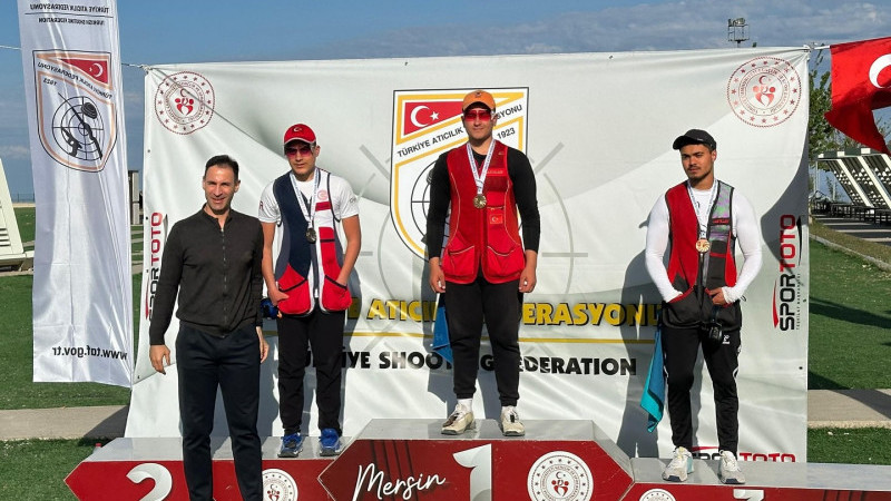 Huğlu rüzgarı Mersin’de esti
