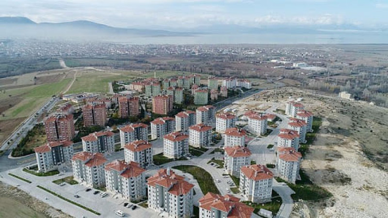 TOKİ’den Beyşehir’de toplu konut hamlesi