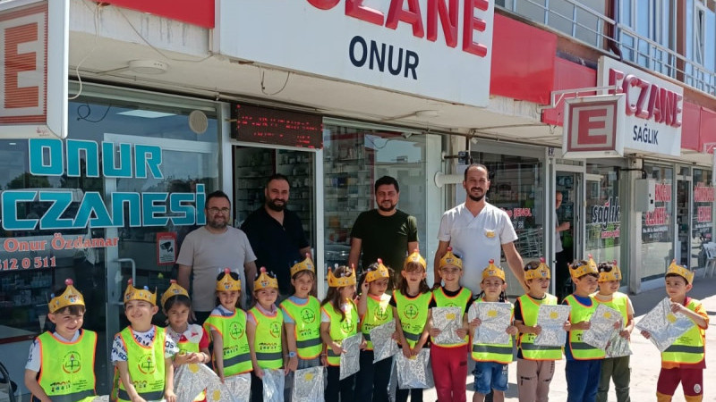 Beyşehir'de minik öğrenciler meslekleri tanıyor