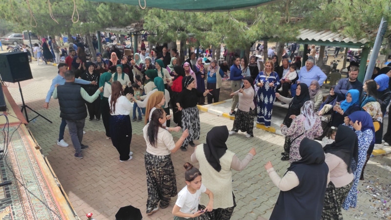 Kıreli'de hıdırıllez şenliği