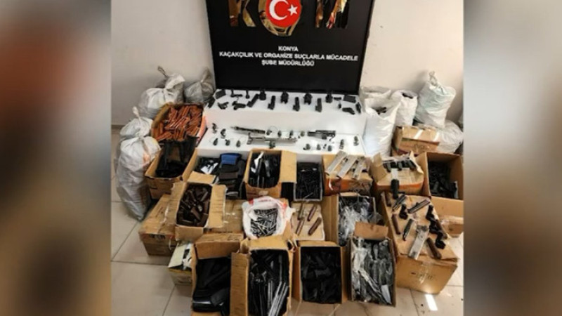 Polisten kaçak ağır silah parçası üreticilerine dev operasyon!