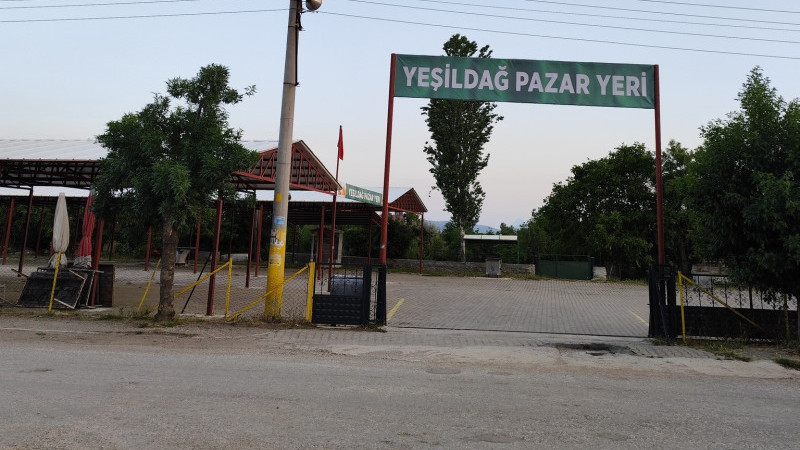 Bu mahalle, kapalı pazara kavuştu