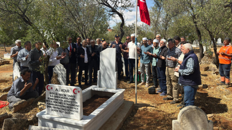 9 Eylül'de İzmir'e ilk Türk bayrağını asan Beyşehirli kahraman gazi dualarla anıldı