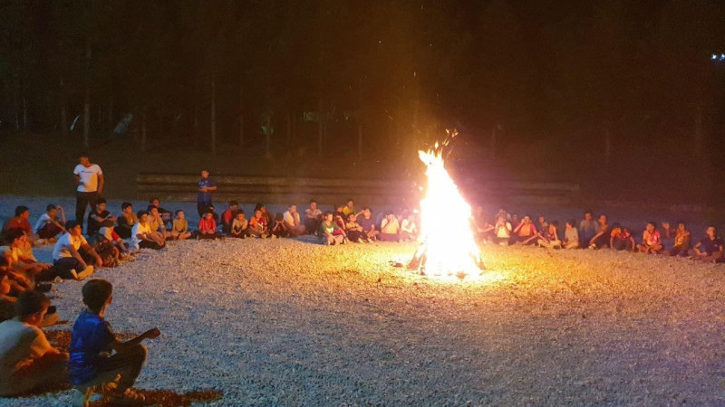 Beyşehir’de kamp ateşi yaktılar