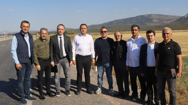  Duble yol çalışmalarını sahada incelediler