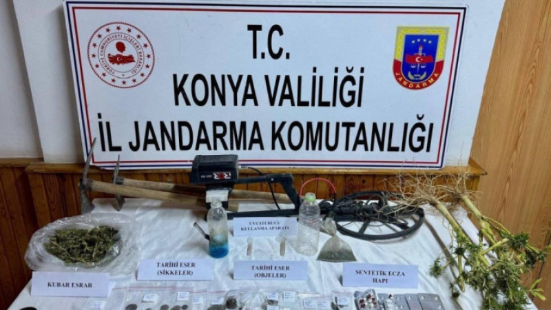 Jandarmadan tarihi eser ve uyuşturucu operasyonları