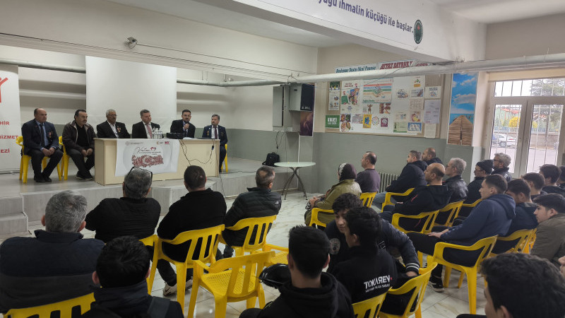  Beyşehir'de Vatan ve Kahramanlık Ruhu Gençlerle Buluştu