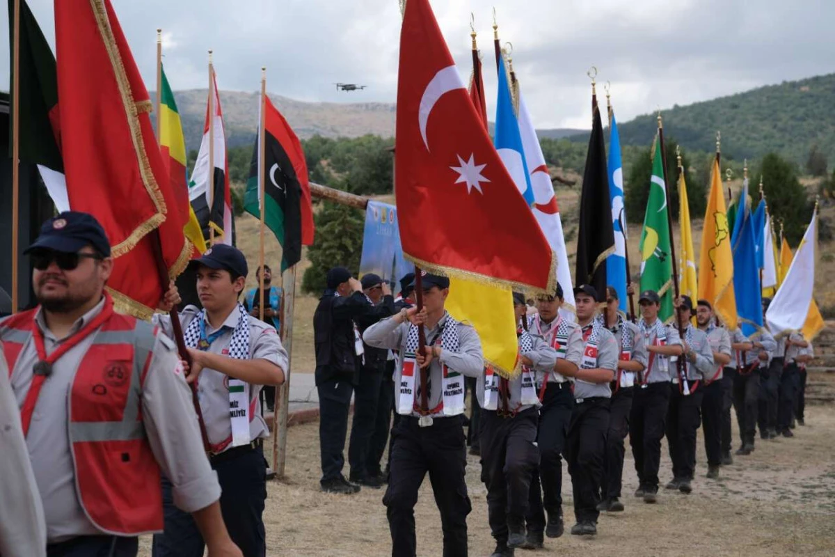 16 &uuml;lkeden 2 bin izci kardeşlik i&ccedil;in buluştu