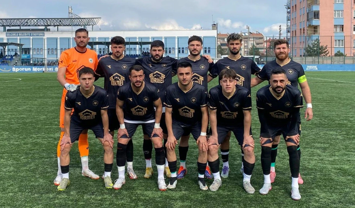 Ahmet Sarı şov yaptı, &Uuml;z&uuml;ml&uuml;spor u&ccedil;tu!