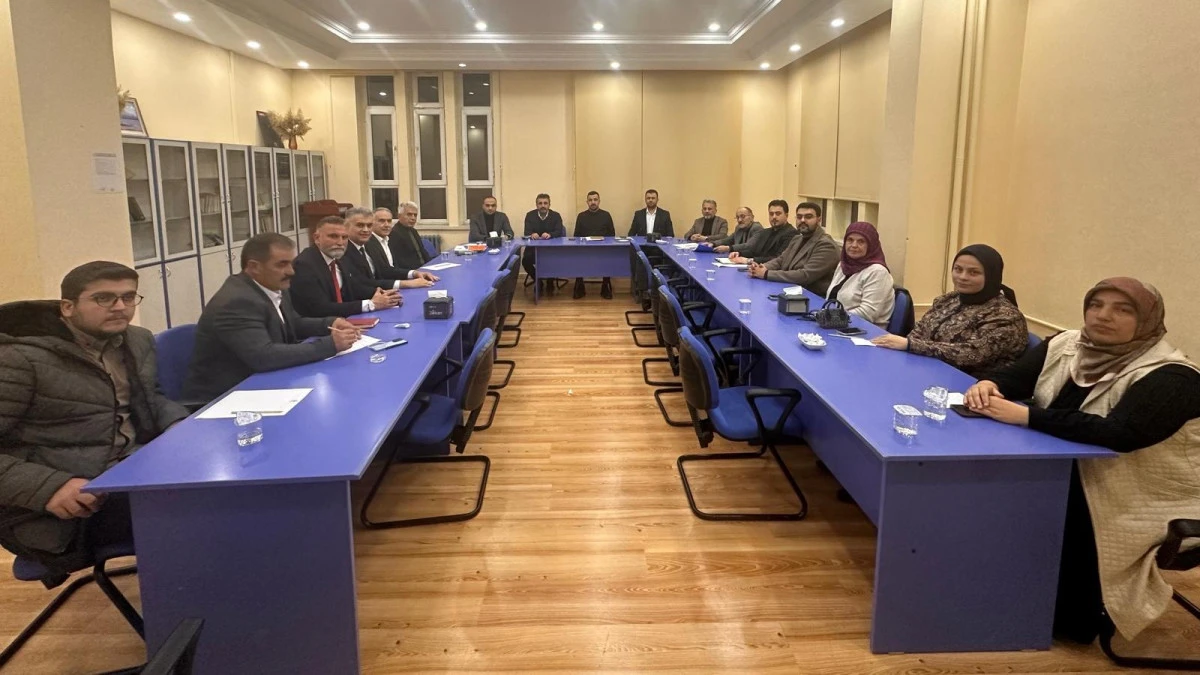 AK Partililer Beyşehir&rsquo;de g&uuml;&ccedil; birliği yaptı