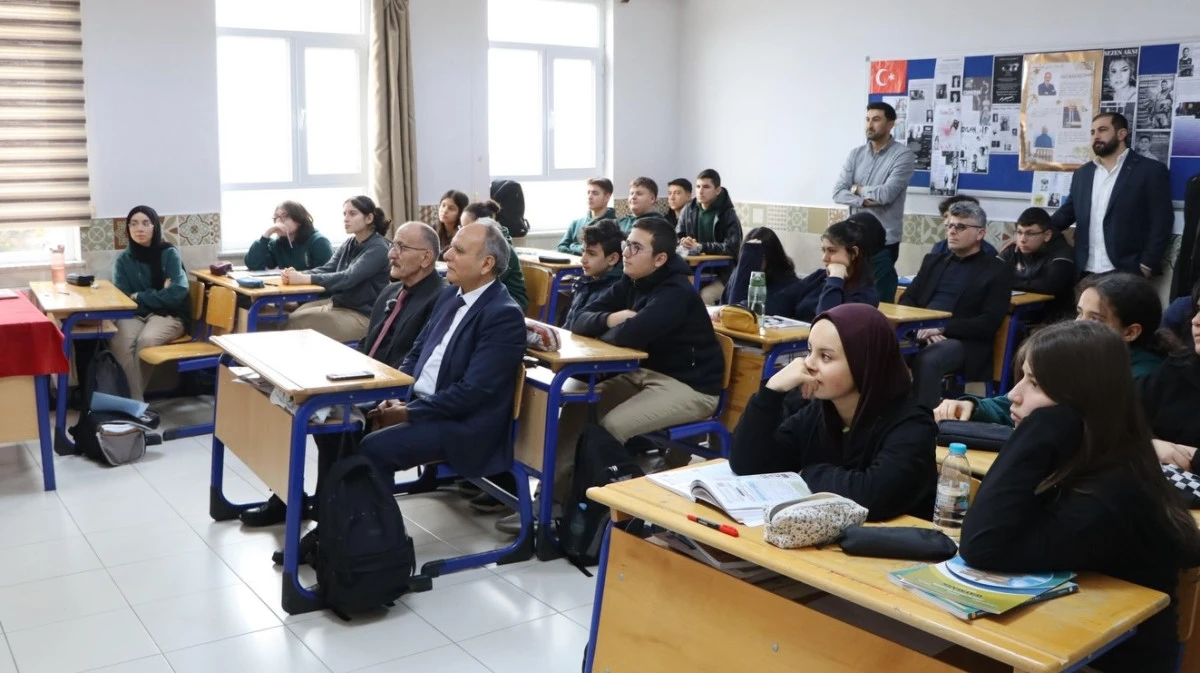 Belediye Başkanı Bayındır sıraya oturdu