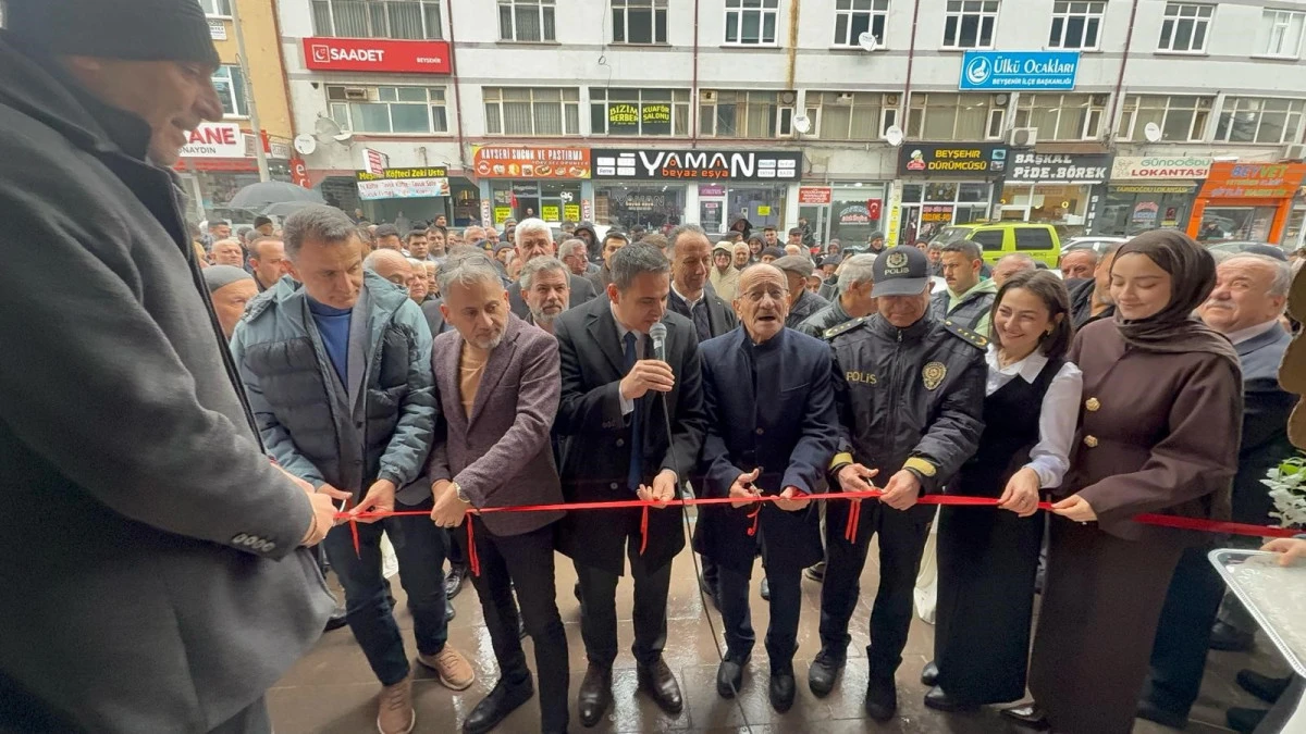 &ldquo;Beyşehir b&uuml;y&uuml;meye devam edecek, kim &lsquo;dur&rsquo; derse durduramayacak&rdquo;