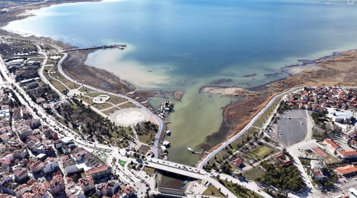 Beyşehir G&ouml;l&uuml; nefes aldı ama tehlike ge&ccedil;medi!