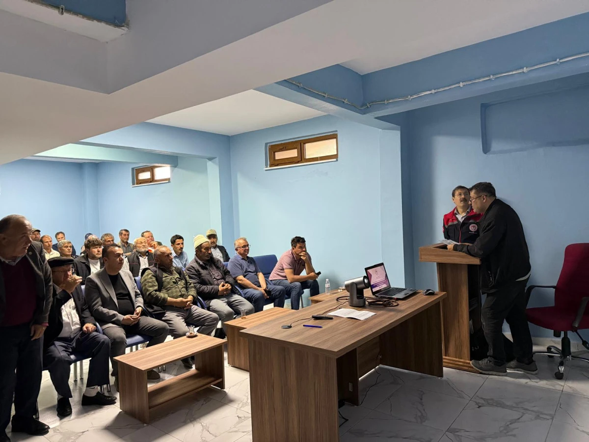 Beyşehir ve Seydişehir&rsquo;de &Ccedil;ift&ccedil;ilere Kırsal Kalkınma Desteği Bilgilendirmesi