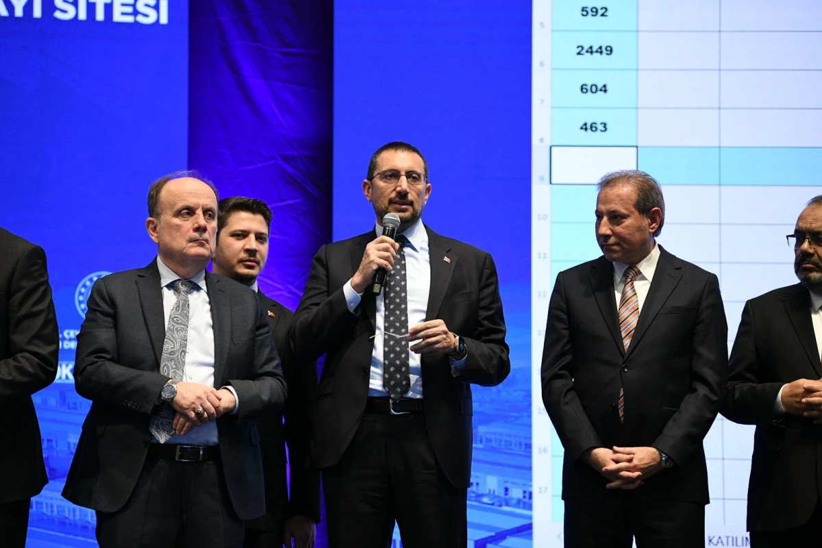 Beyşehir&rsquo;de 450 aileye yeni yuva!