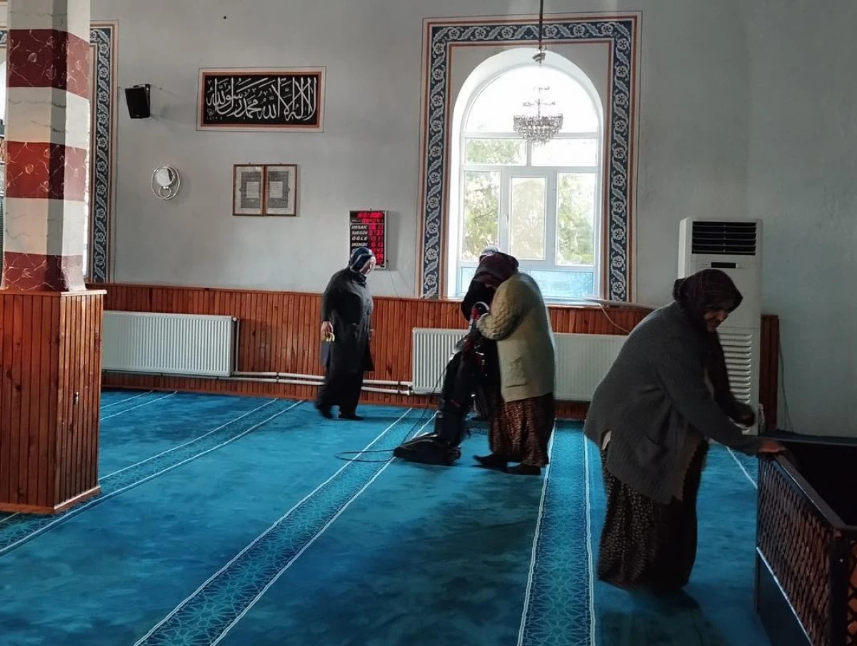 Beyşehir'de camiler Ramazan'a hazır