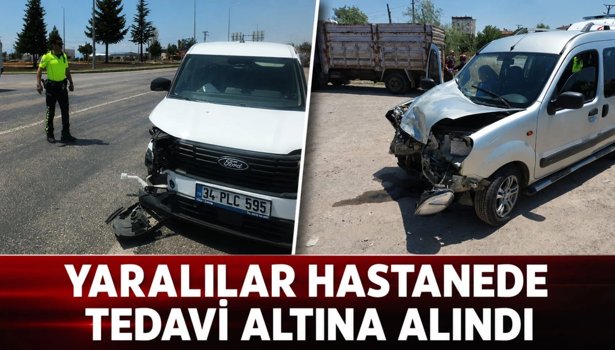 Beyşehir'de İki Hafif Ticari Ara&ccedil; &Ccedil;arpıştı: 4 Yaralı