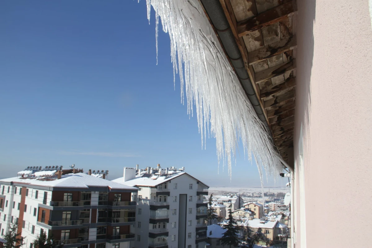 Beyşehir&rsquo;de kış sertleşiyor,yağış yolda
