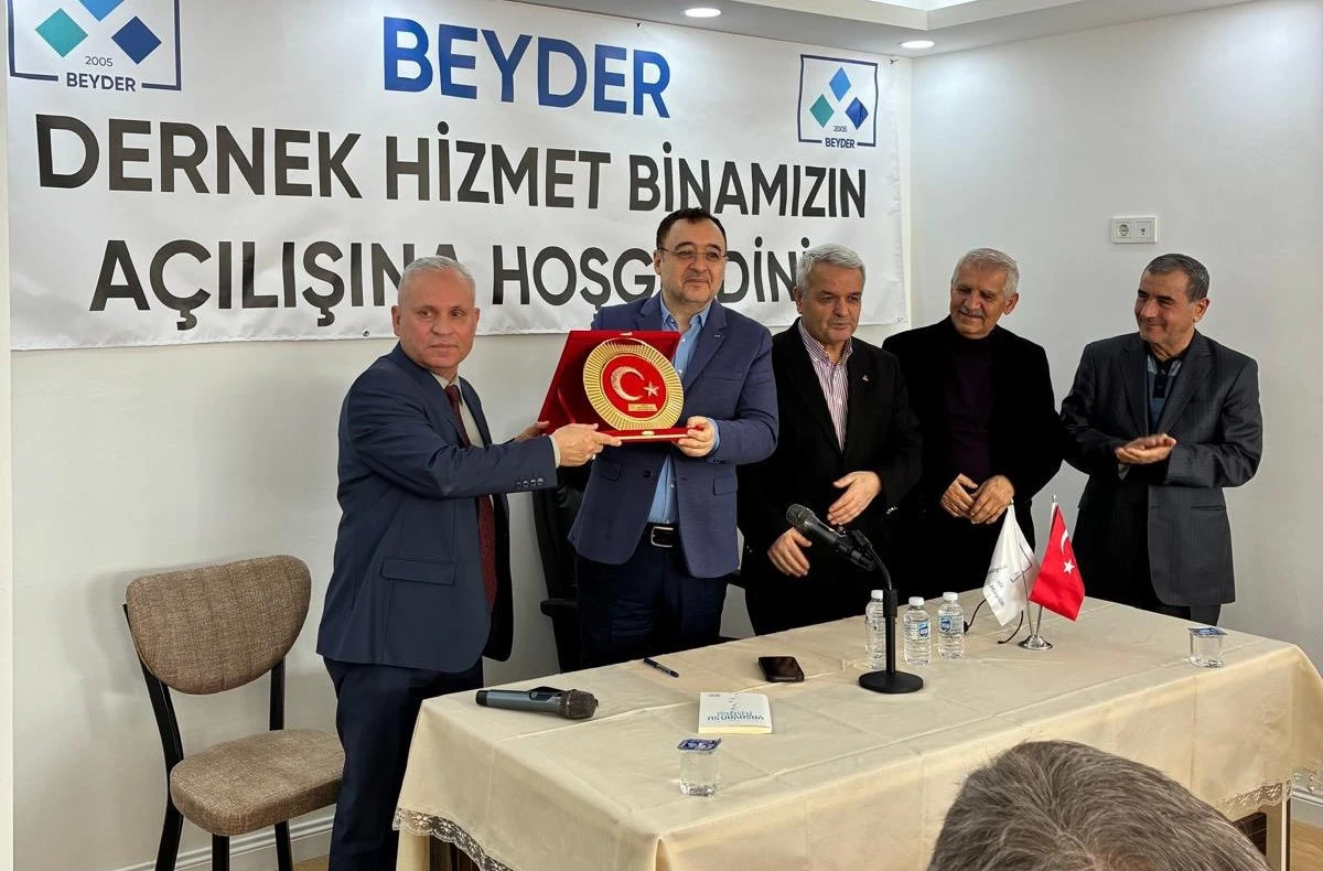 B&uuml;lent Uğur Ecevit&rsquo;ten su sırları