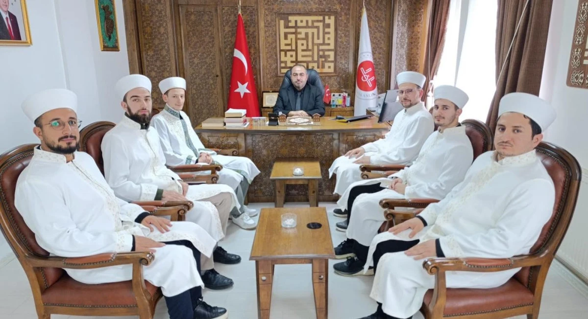 C&uuml;bbe giydiler,g&ouml;reve başladılar