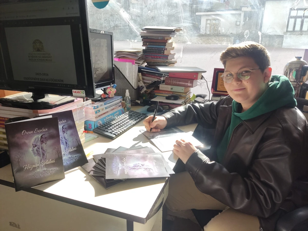 Edebiyat alemine ilk adım