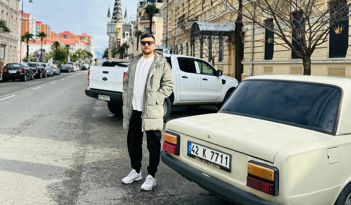 &ldquo;Gidemezsin,yolda kalırsın&rdquo; dediler, Ser&ccedil;e Batum&rsquo;a u&ccedil;tu!