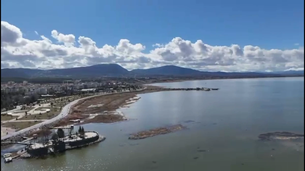 G&ouml;l&uuml;n son hali havadan g&ouml;r&uuml;nt&uuml;lendi