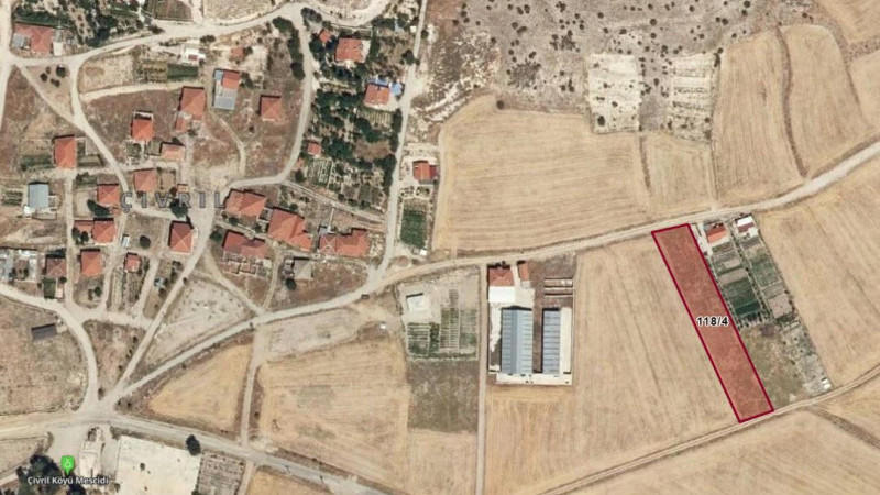 &Ccedil;ivril Mahallesi&rsquo;nde İki Yola Cepheli Tarla Satışta