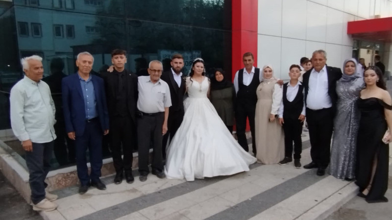 Aleyna ile Abdullah d&uuml;nya evine girdi