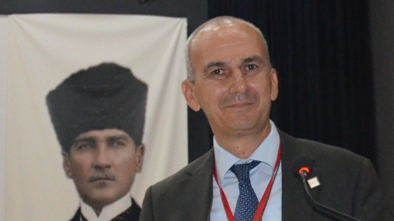 Akar: &ldquo;Yine ne cinlik peşindesiniz?&rdquo;