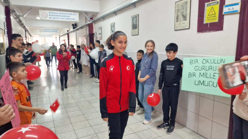 Yok b&ouml;yle uğurlama! Doping oldu