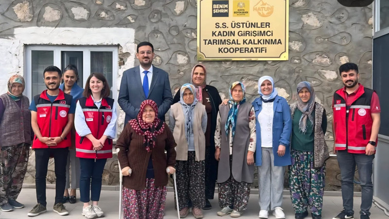 Beyşehirli &uuml;reten kadınlara tam destek