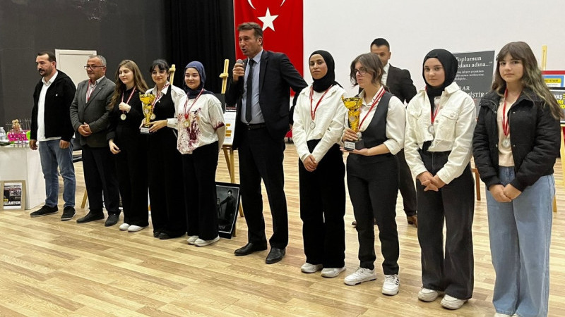 Gen&ccedil; zihinler Beyşehir&rsquo;de yarıştı!